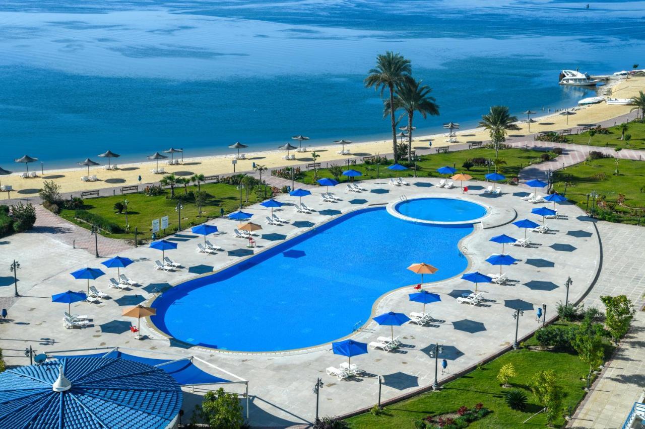 Tolip El Forsan Hotel Ismá'ílíja Exteriér fotografie The pool at the Grand Hotel